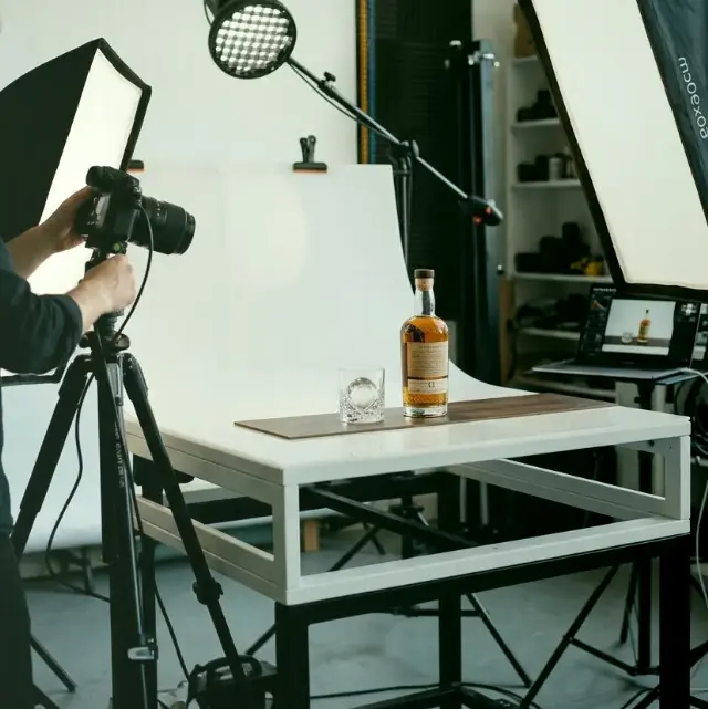 Oasis Port — Produktkampagne für Modehaus